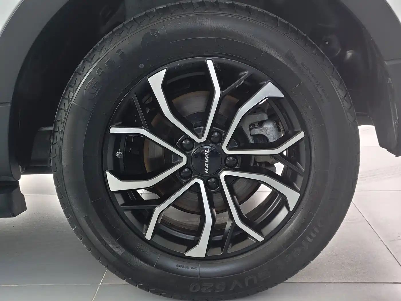Photo 11 - Haval H6