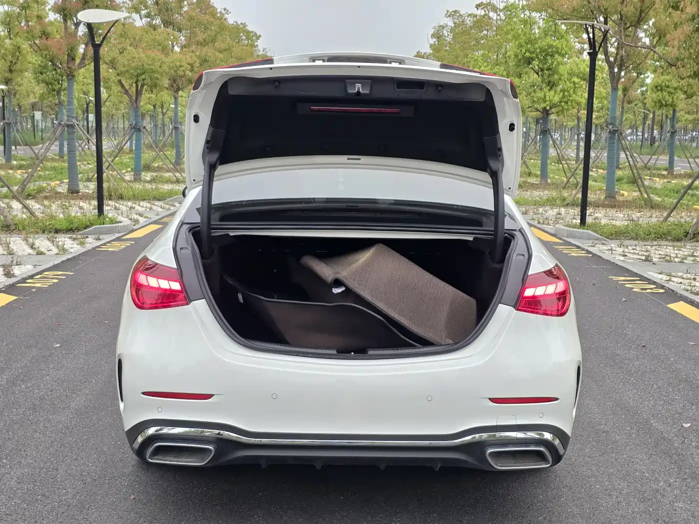 Mercedes-Benz C-Class 2024 C 200 L Sport Edition фото 19