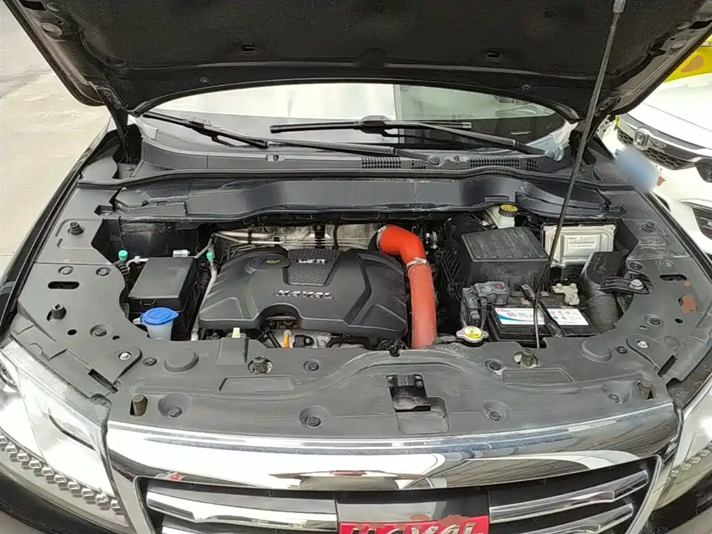 Haval H2 2015 1.5T Automatic 2WD Elite Edition фото 20