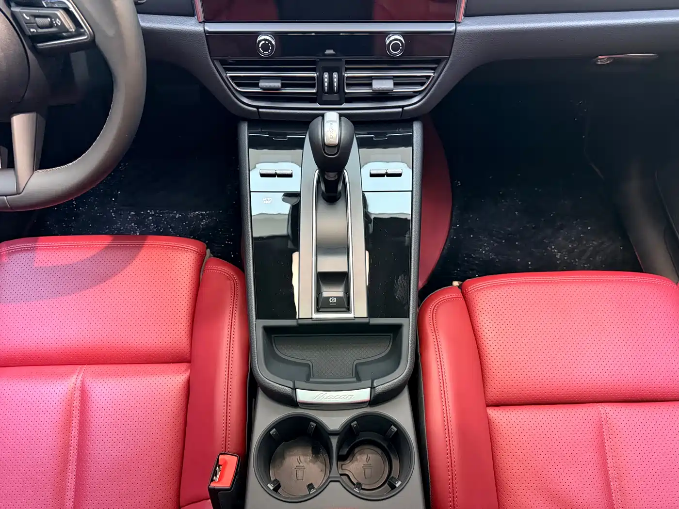 Porsche Macan 2025 Macan 2.0T Dream Chaser Edition фото 19