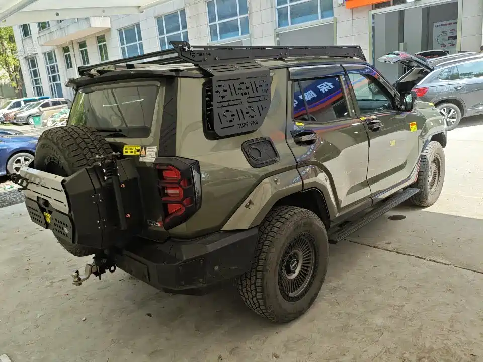 Tank 400 New Energy 2023 Hi4-T Super Edition фото 3