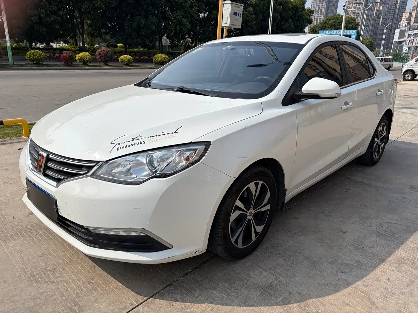 Roewe 360 2017 2017 1.5L Auto Luxury Edition