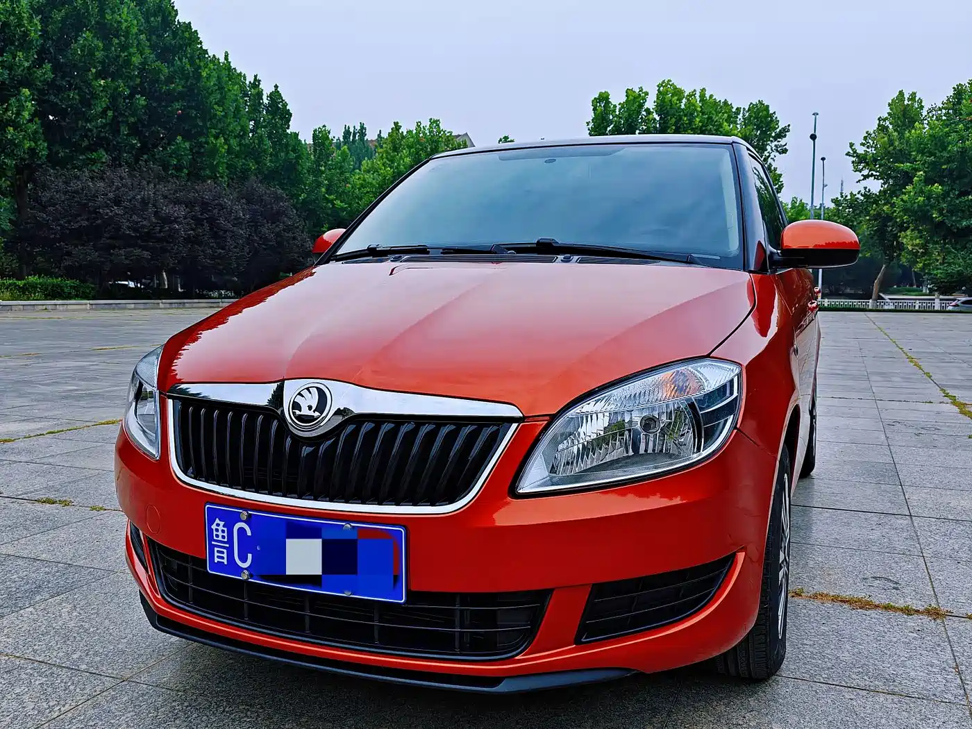 Škoda Fabia 2016 2015 1.4L Automatic Pioneer Edition