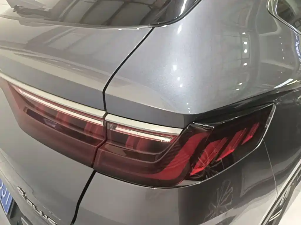 Фото 8 - BYD Song PLUS