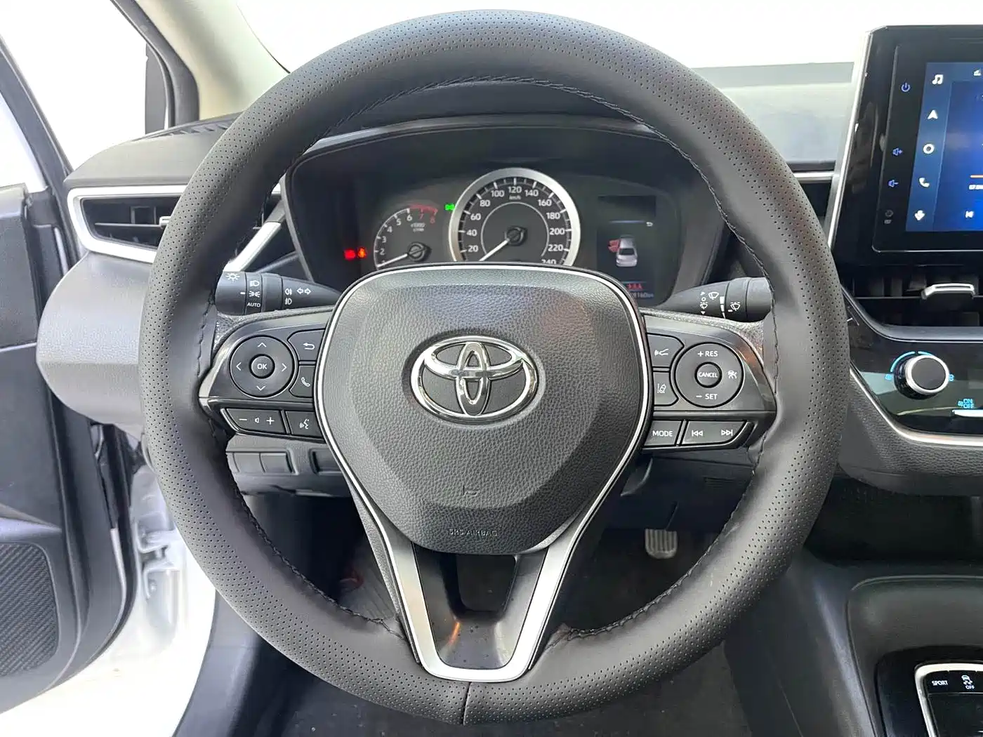 Toyota Corolla 2021 1.2T S-CVT Elite PLUS Edition фото 7