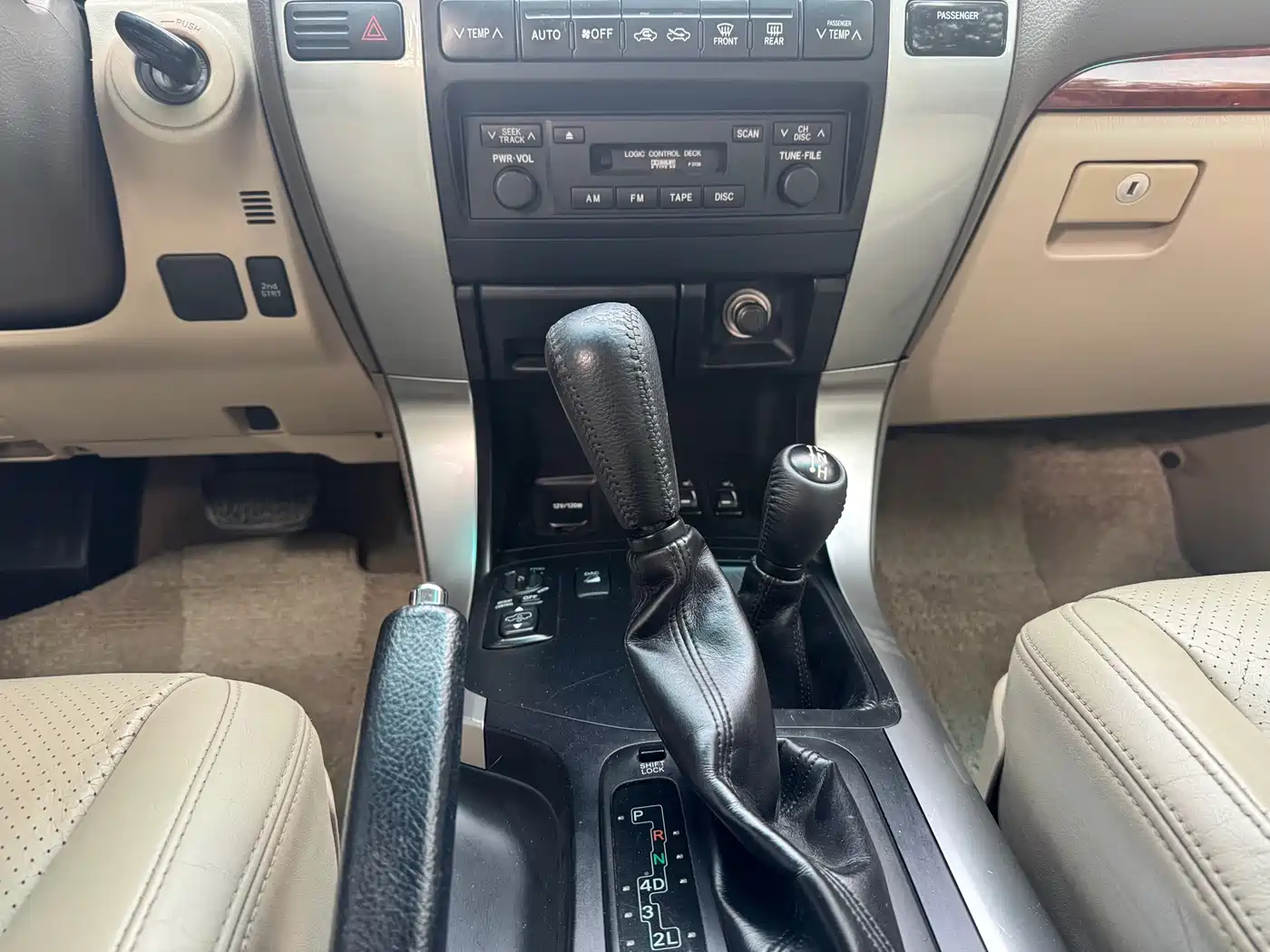 Toyota Prado 2006 4.0L Automatic VX NAVI Edition фото 14