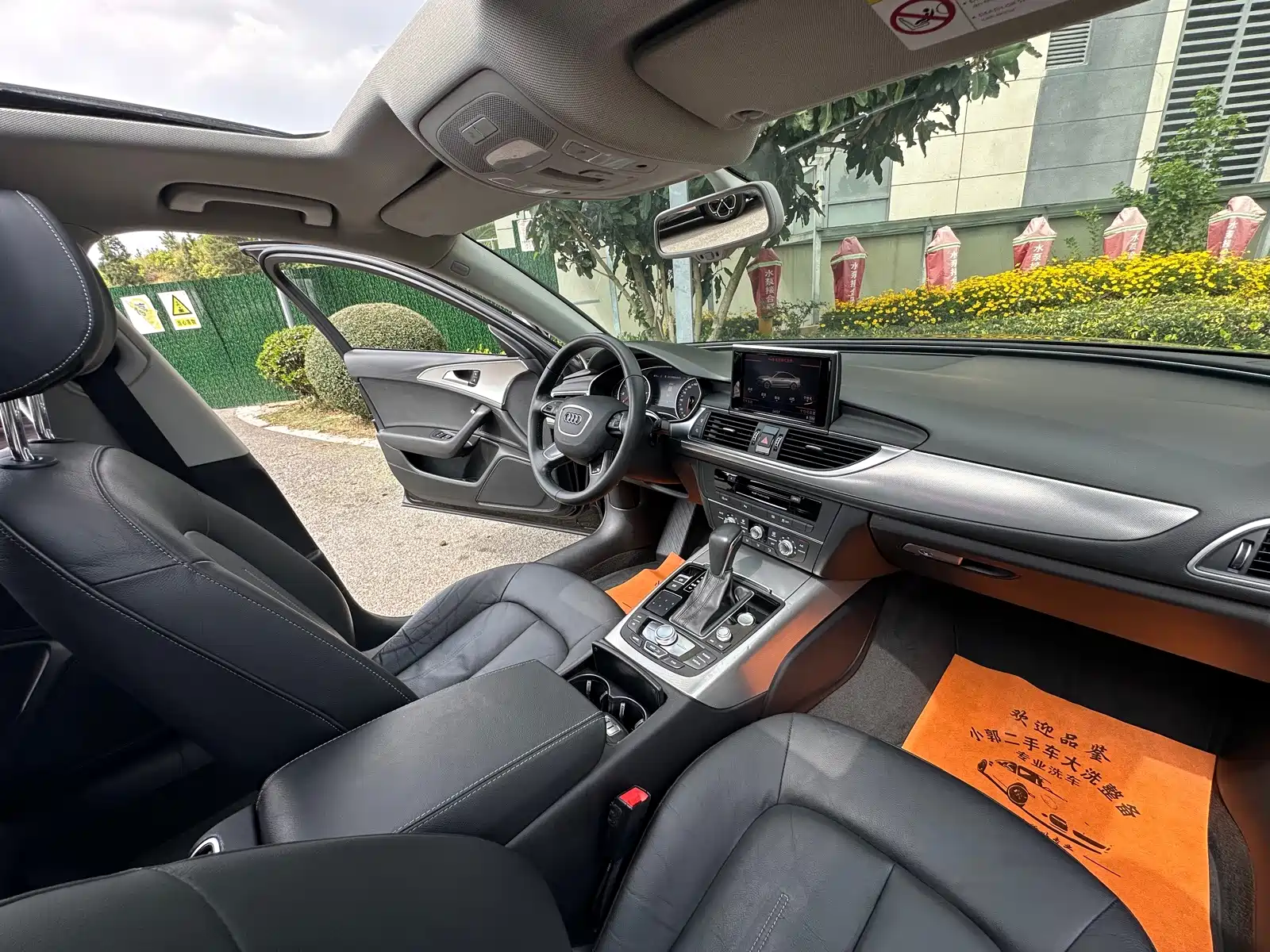 Фото 10 - Audi A6L