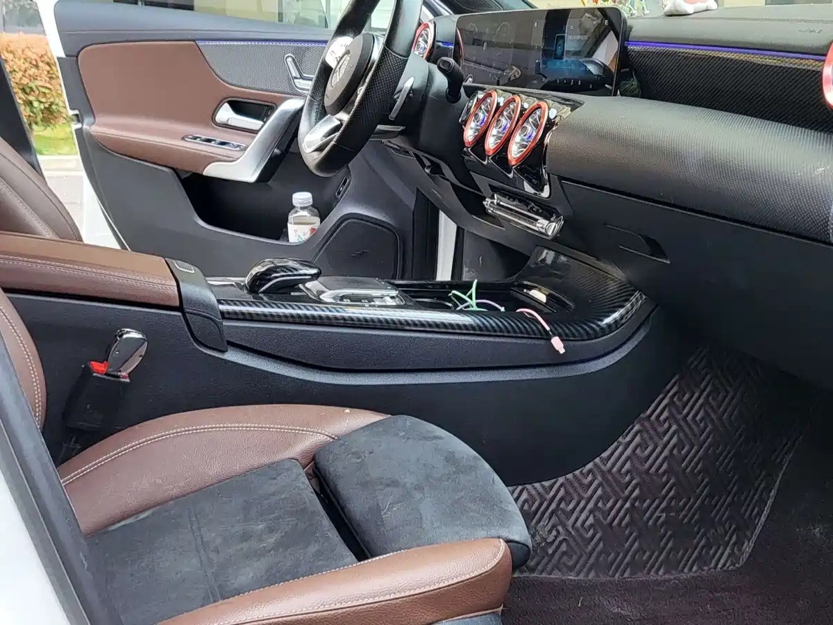 Фото 7 - Mercedes-Benz A-Class