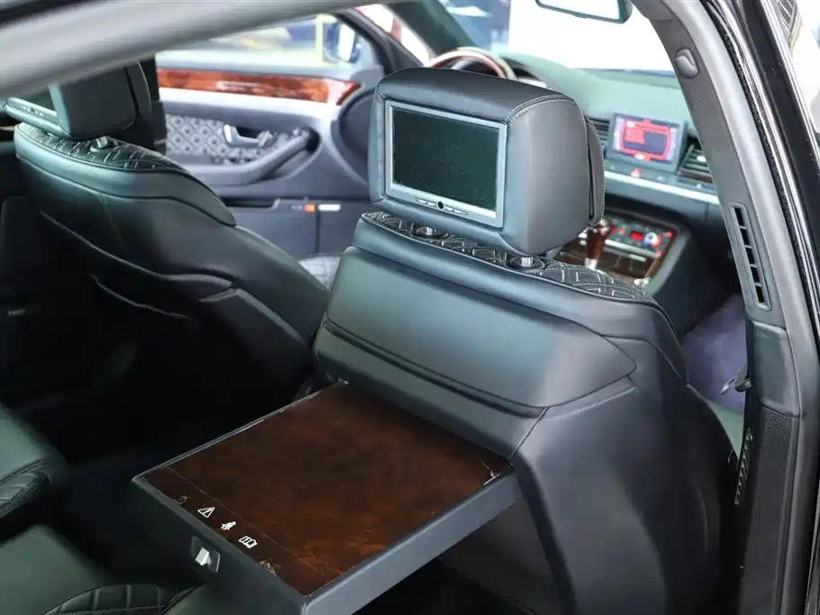 Audi A8 2006 A8L 6.0 W12 quattro Flagship фото 9