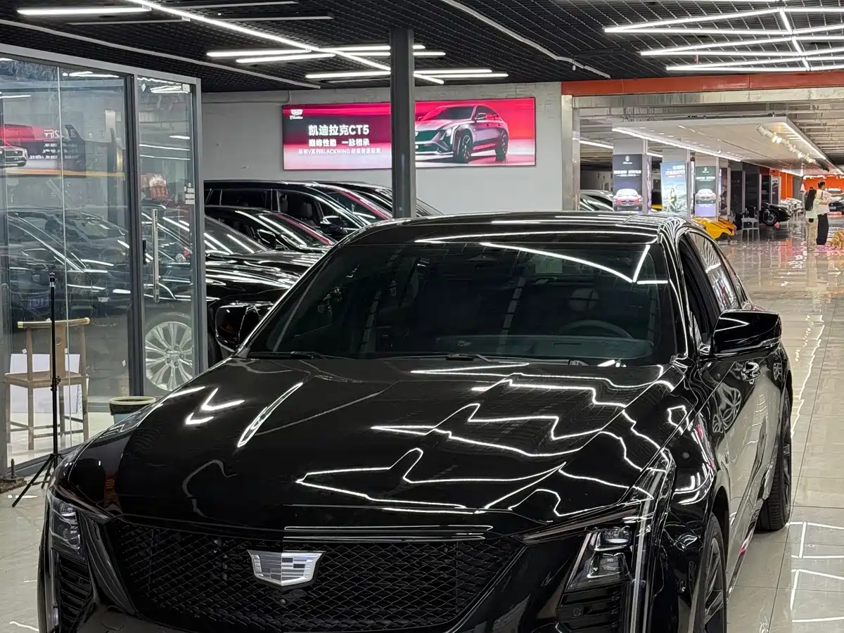 Cadillac CT5 2025 2025 Model 28T Track Performance Edition
