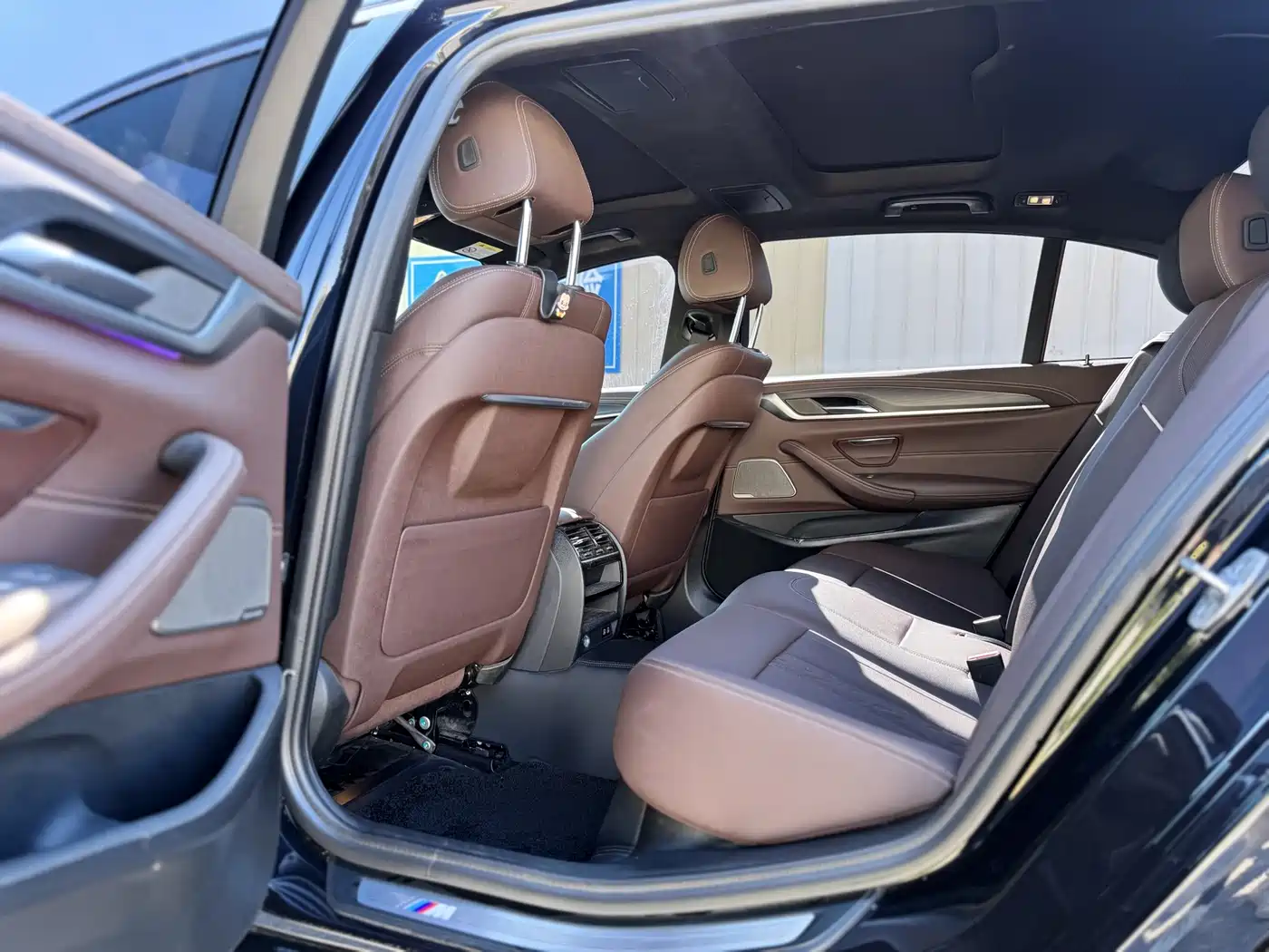 BMW 5 Series 2021 530Li Leading M Sport Package фото 6