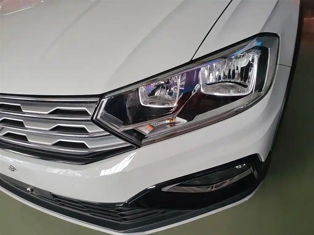 Volkswagen C-TREK 2018 1.5L Automatic Comfort фото 24