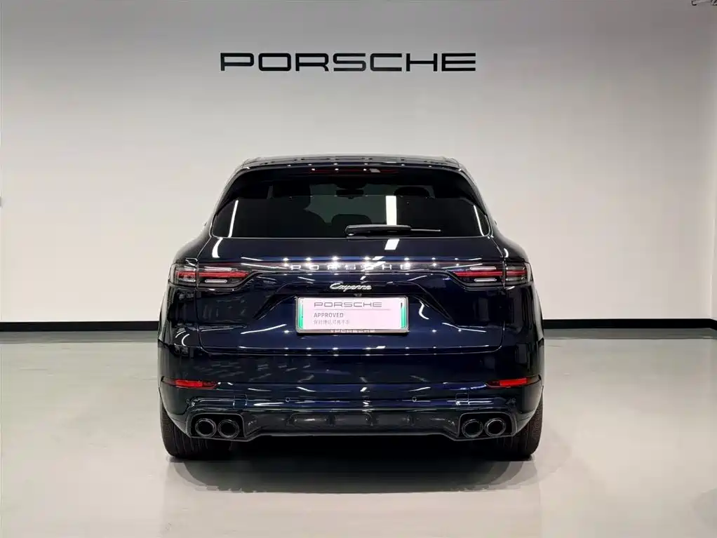 Porsche Cayenne New Energy 2022 Cayenne E-Hybrid 2.0T Platinum Edition фото 4