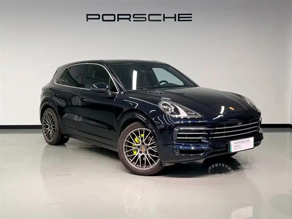 Porsche Cayenne New Energy 2022 Cayenne E-Hybrid 2.0T Platinum Edition фото 3