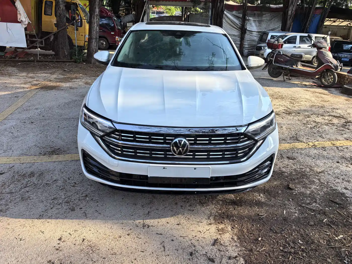 Volkswagen Sagitar 2024 300TSI DSG Surpass Edition фото 2