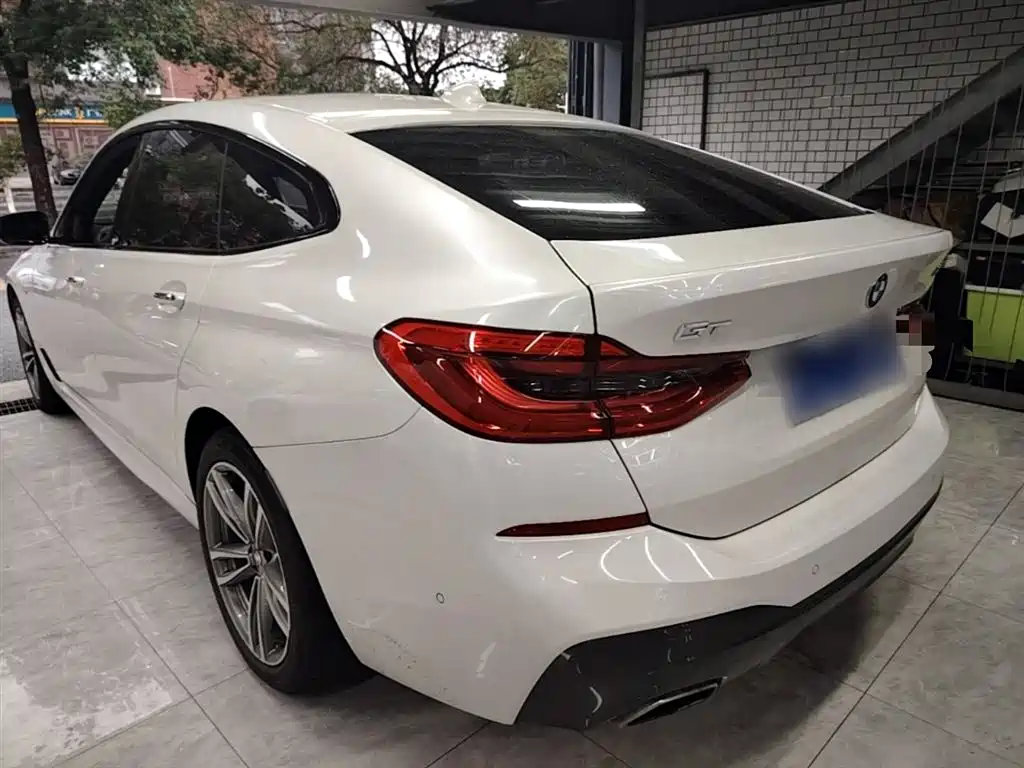 BMW 6 Series GT 2018 630i M Sport Package фото 5