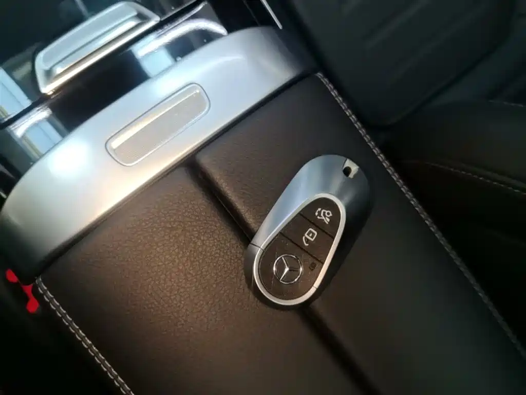 Mercedes-Benz C-Class 2024 C 260 L Sport фото 17