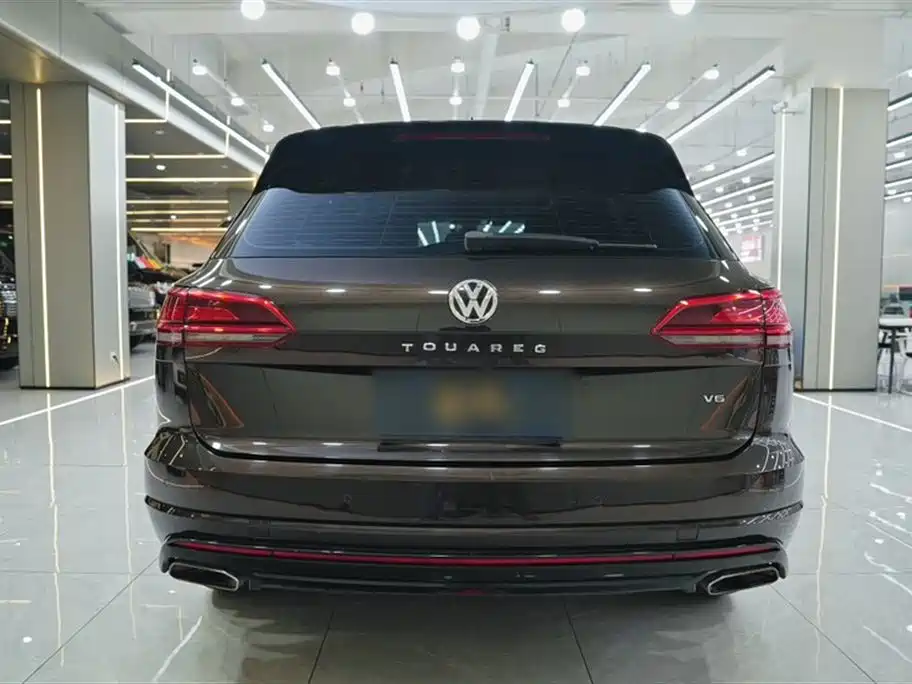 Volkswagen Touareg 2019 3.0TSI Sharp Edge Edition China VI фото 14