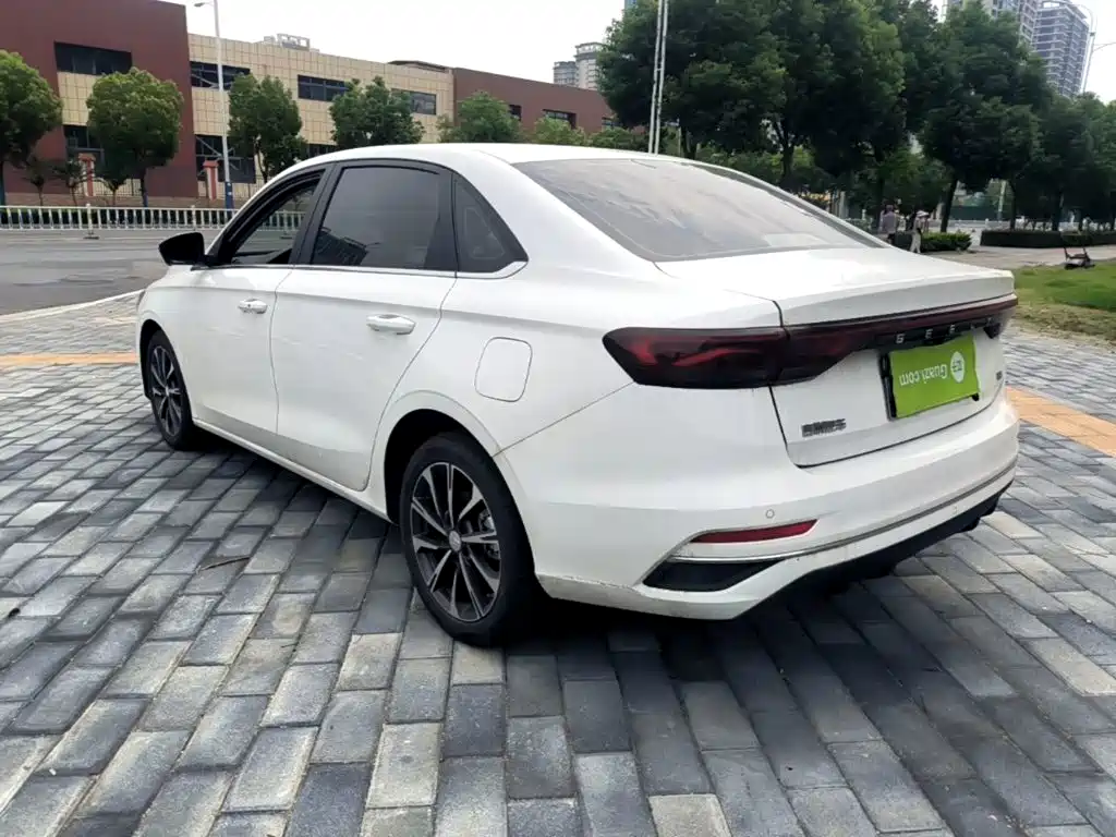 Geely Emgrand 2025 2025 4th Gen 1.5L CVT Premium