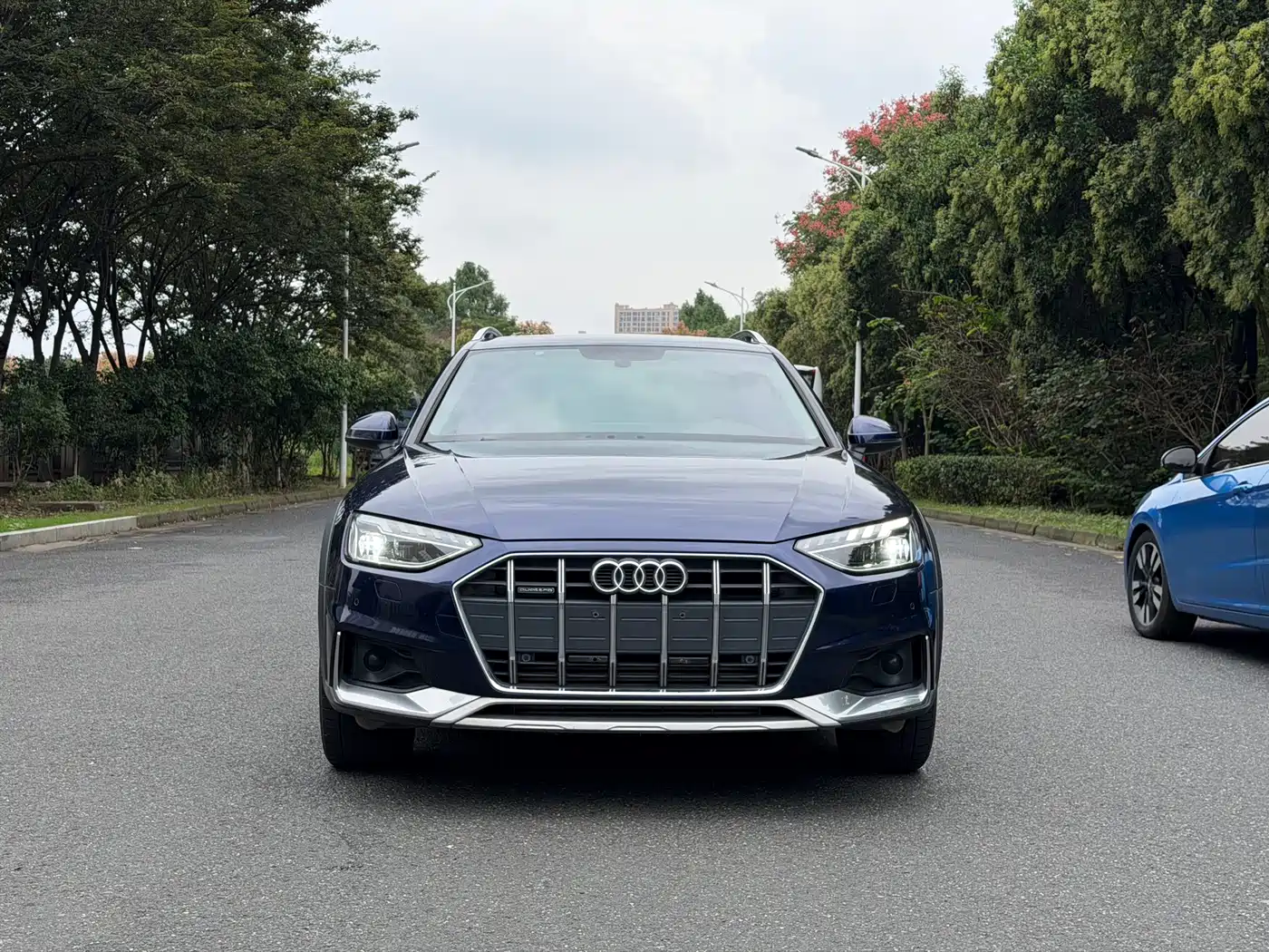 Audi A4 (Import) 2021 2021 allroad quattro Explorer