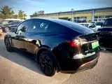 Photo 7 - Tesla Model Y