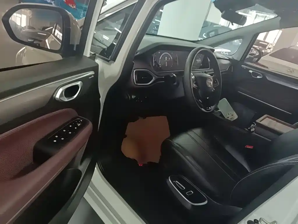 GAC Trumpchi Trumpchi M6 2025 2023 PRO 270T DCT Luxury Edition