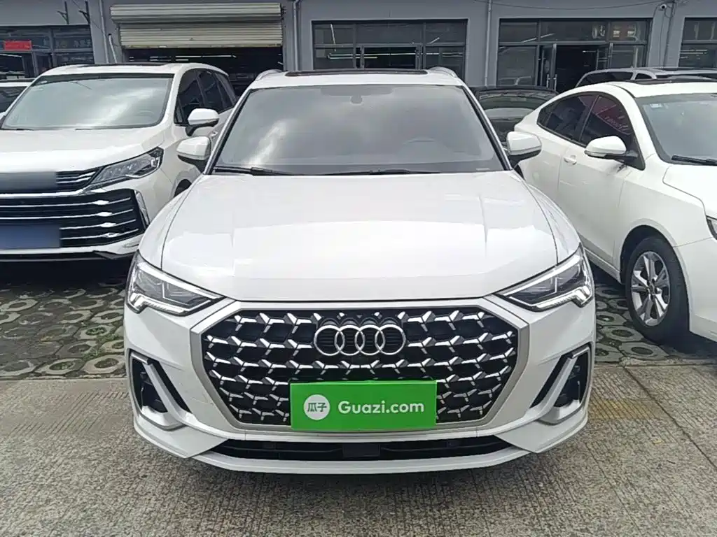 Фото 3 - Audi Q3