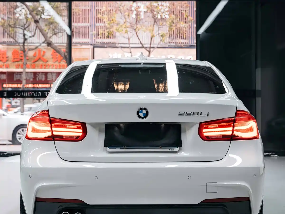 BMW 3 Series 2017 320Li M Sport фото 4