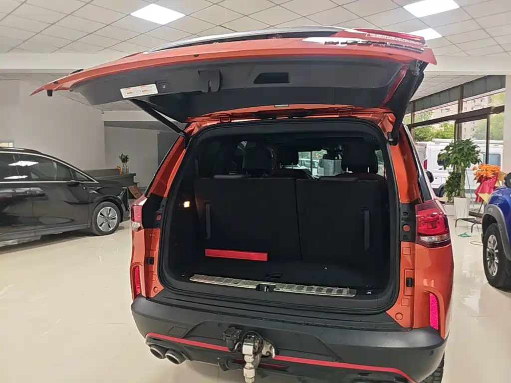 Maxus D90 Pro 2022 2021 2.0T Diesel 4WD Alxa Edition 6-seater
