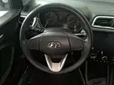 Photo 11 - Hyundai Verna