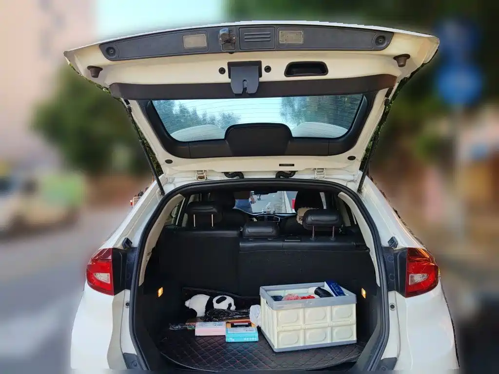 Photo 10 - MG Roewe RX5