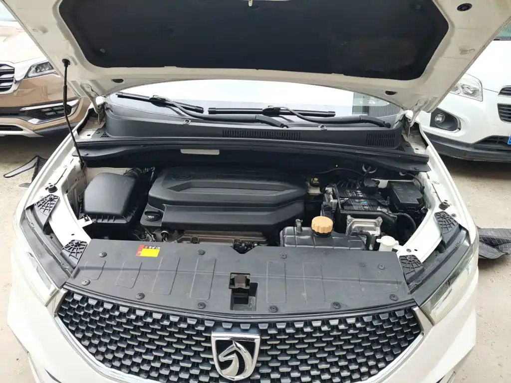 Baojun 360 2020 2019 1.5L CVT Elite (China VI)