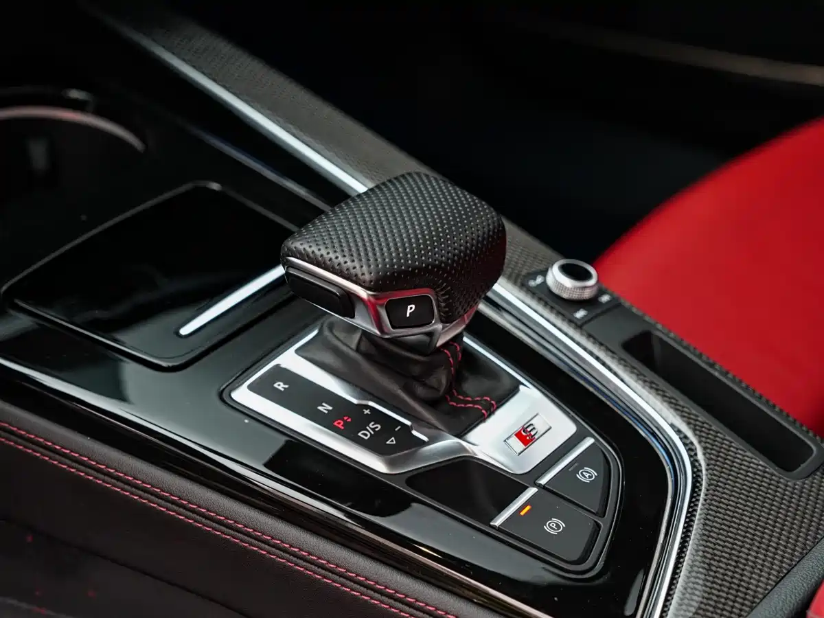Фото 12 - Audi S4