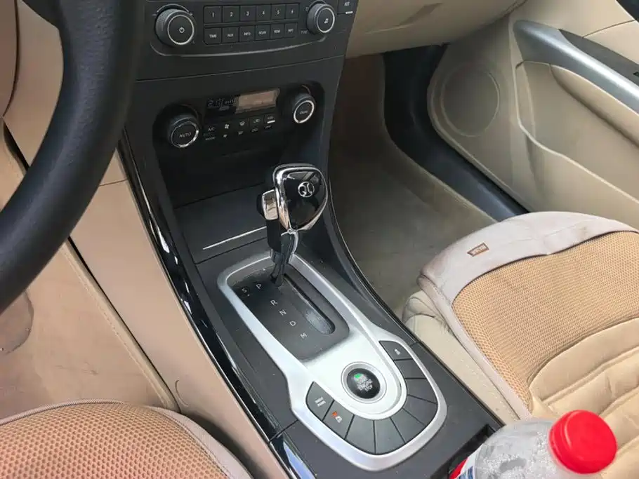 BAIC Senova D70 2013 2013 2.0T Comfort Edition
