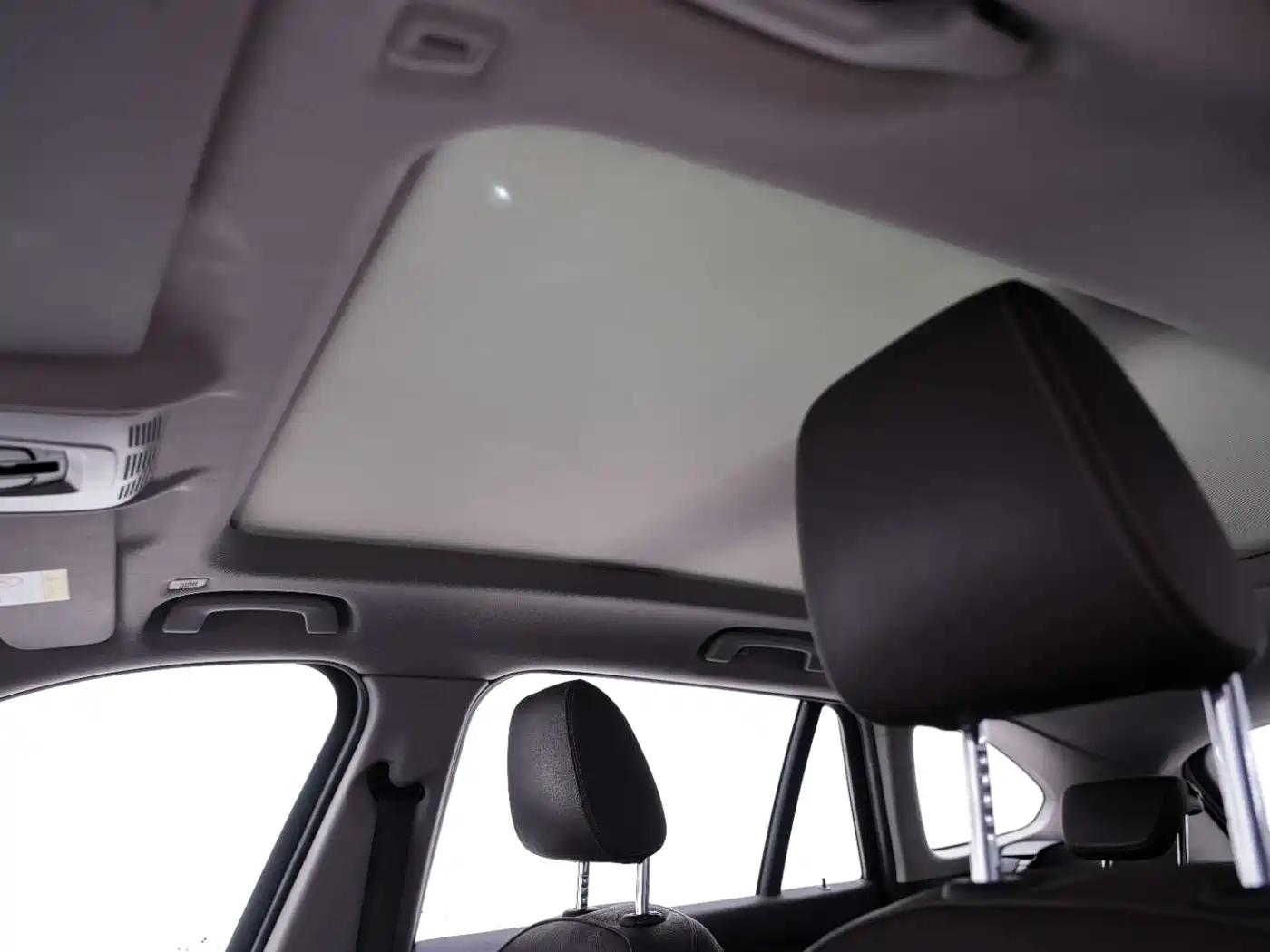 BMW X1 2019 xDrive20Li Premium Model фото 14