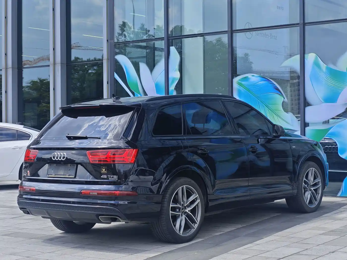 Фото 8 - Audi Q7