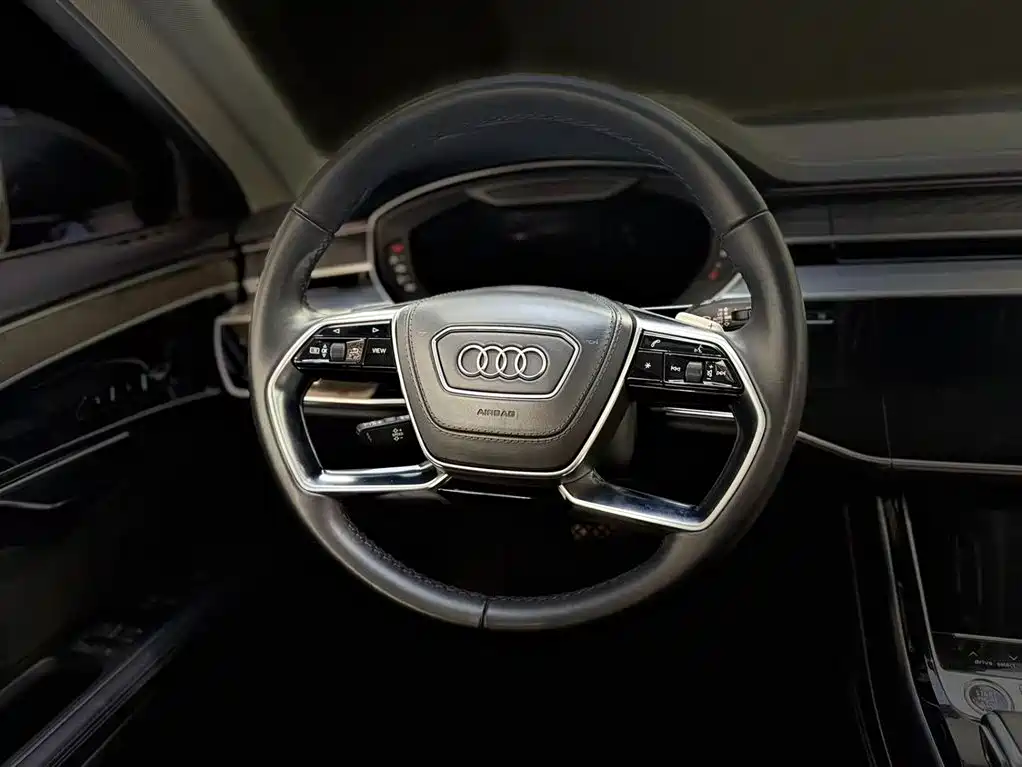 Audi A8 2023 A8L 50 TFSI quattro Exclusive фото 16