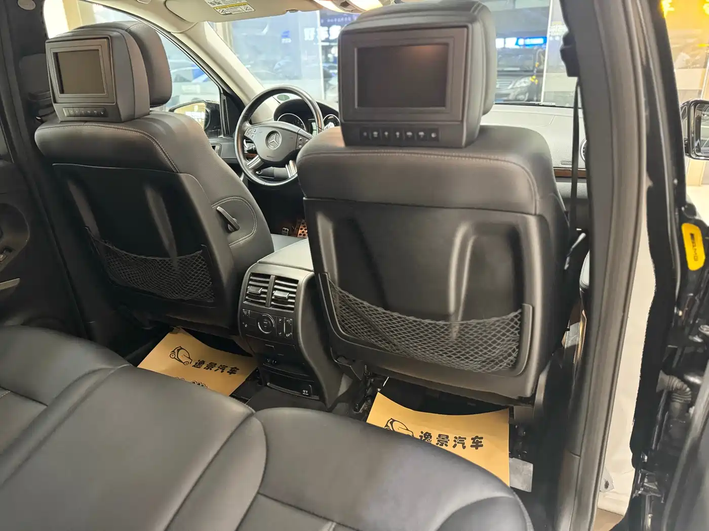 Mercedes-Benz GL-Class фото 16