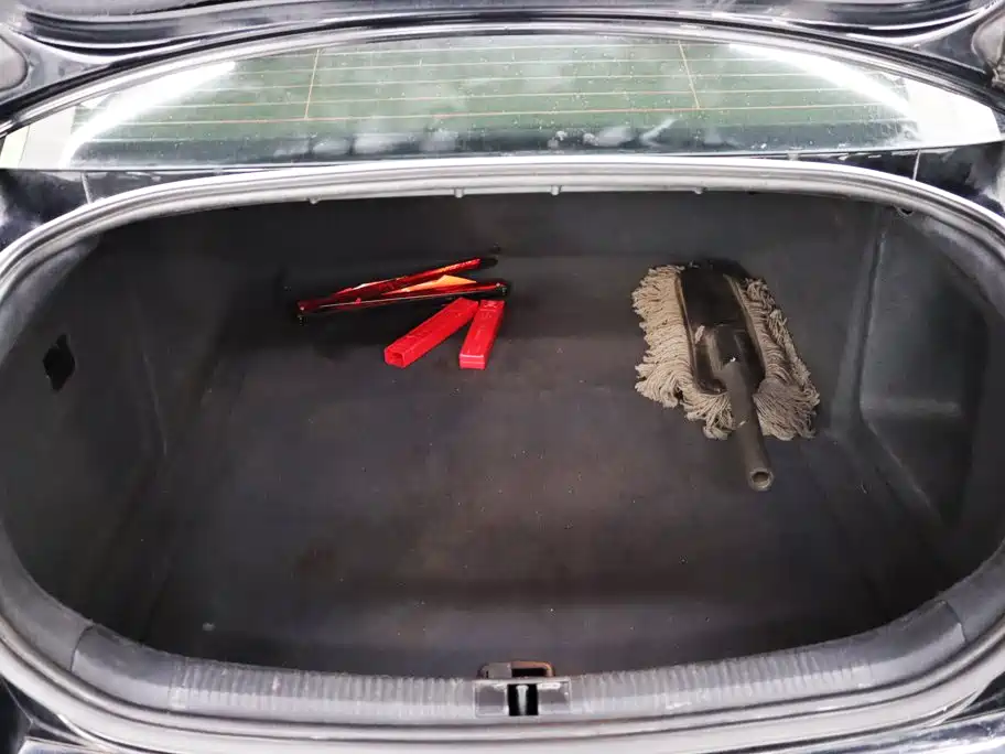 Фото 23 - Audi A6L