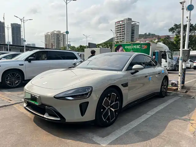 XIAOMI CAR XIAOMI SU7