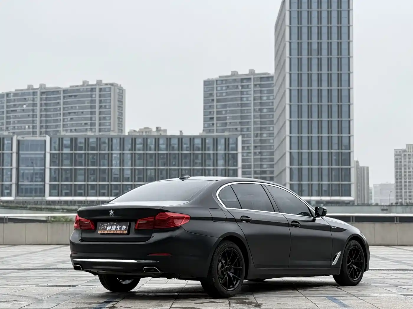BMW 5 Series 2020 525Li Luxury Package фото 6