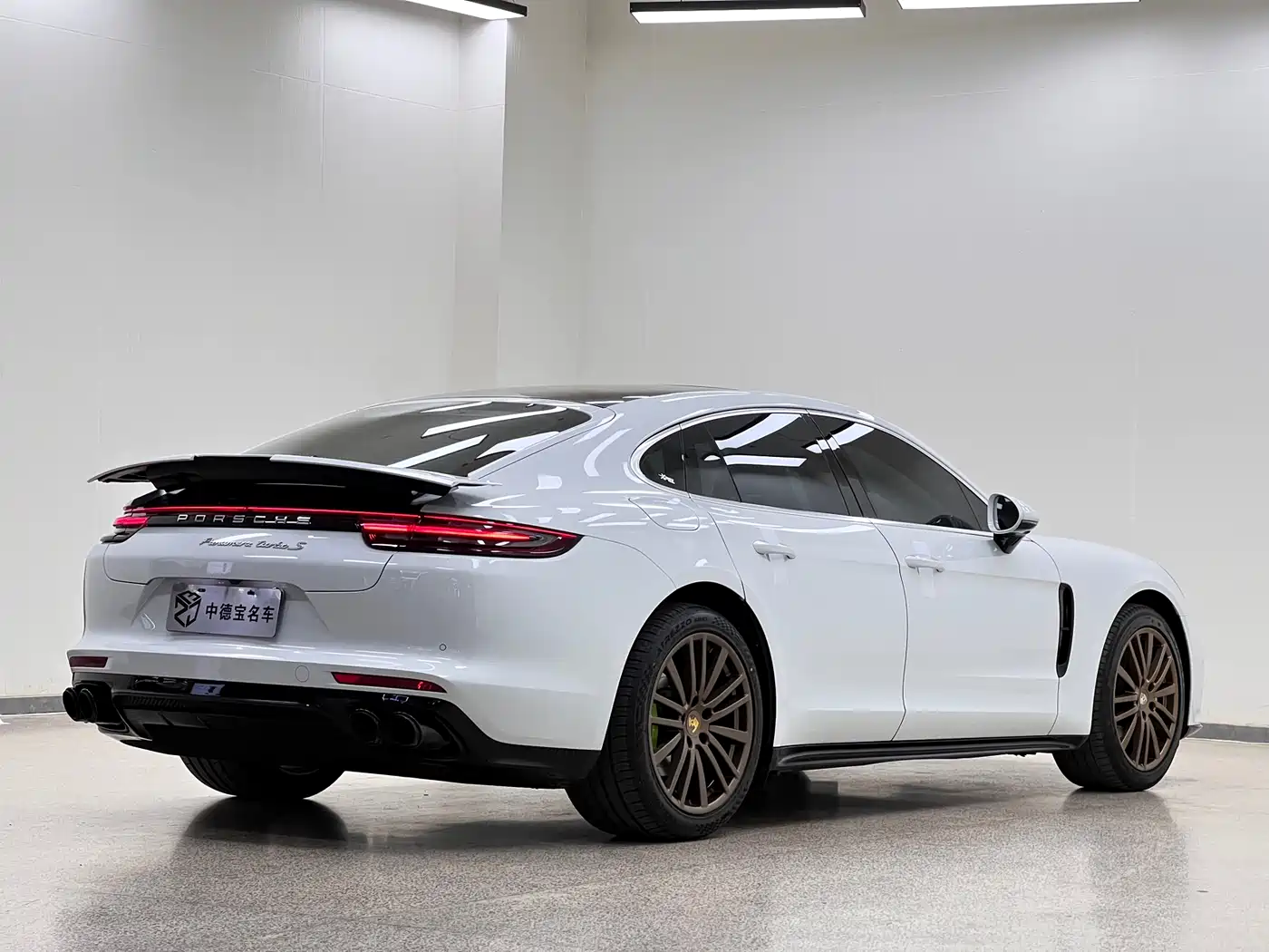 Porsche Panamera 2017 Panamera 3.0T фото 5