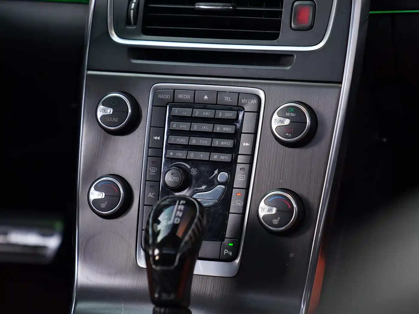 Фото 6 - Volvo V60