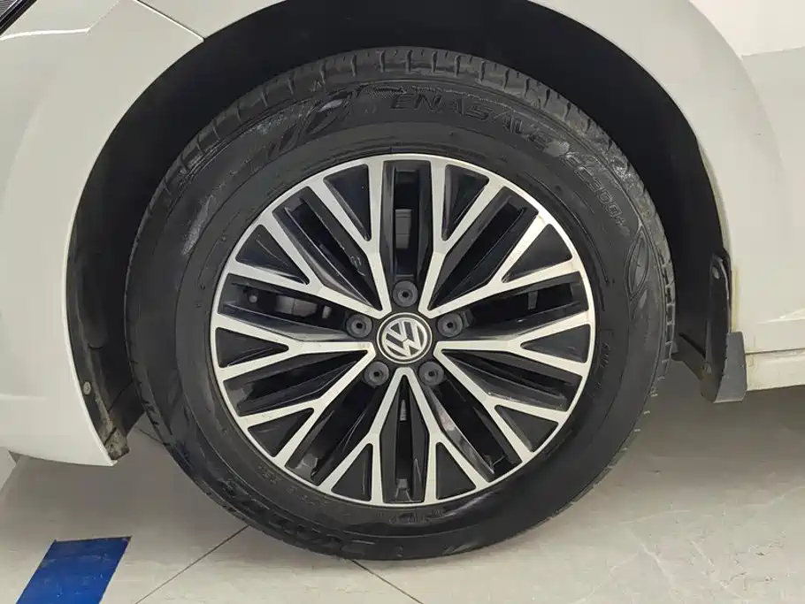 Volkswagen Sagitar, миниатюра 6
