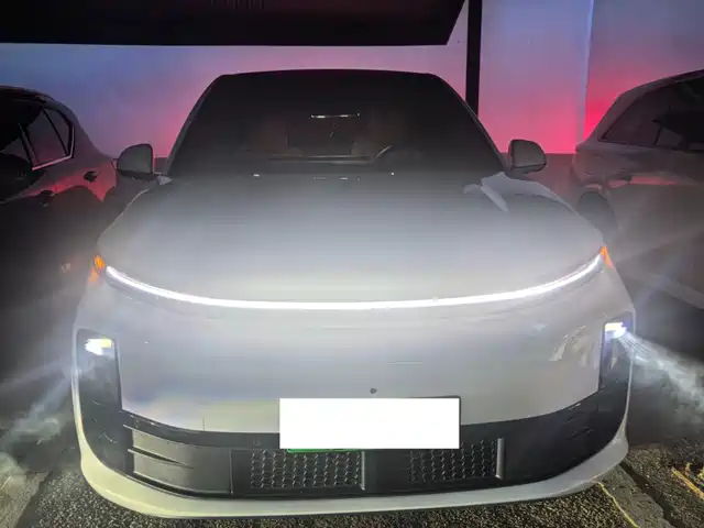 Li Auto L6 2024