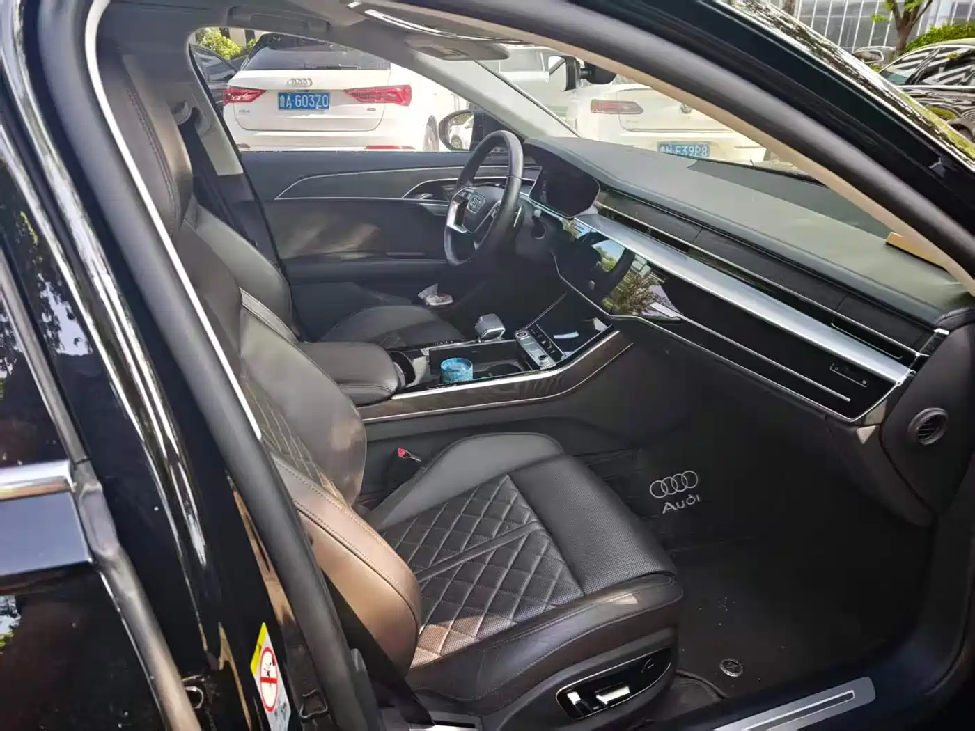Audi A8 2021 A8L 50 TFSI quattro Comfort фото 5