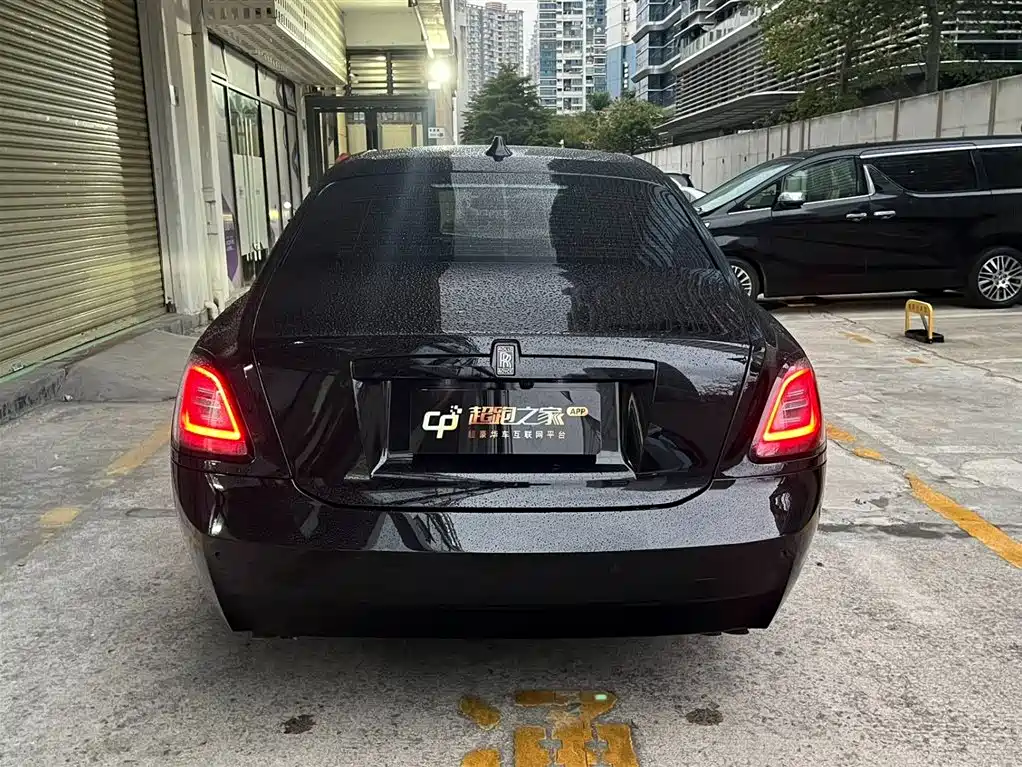 Rolls-Royce Ghost 2021 6.7T Standard Wheelbase фото 9