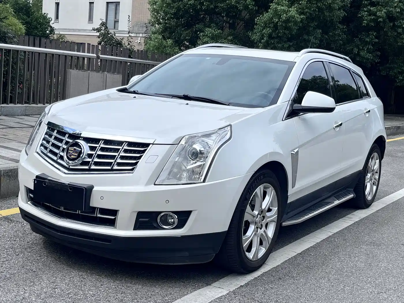 Photo 1 - Cadillac SRX