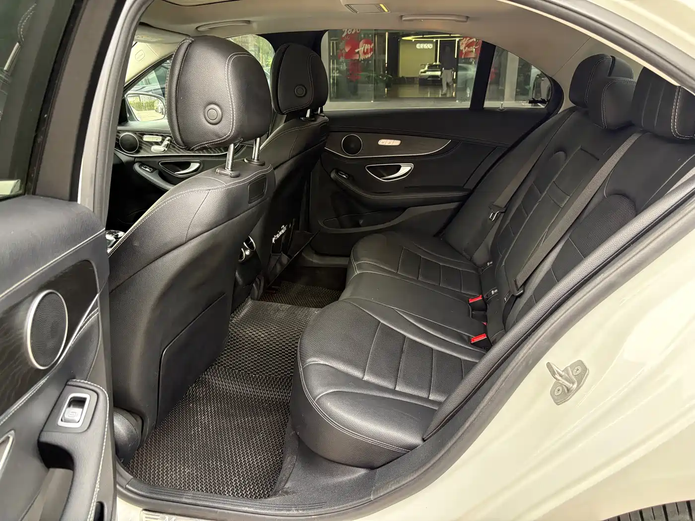 Mercedes-Benz C-Class 2018 C 200 L Sport Edition фото 12