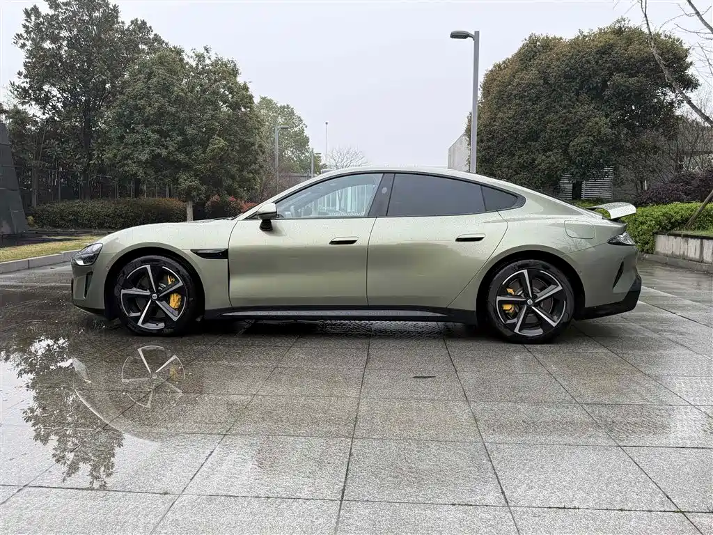 XIAOMI CAR XIAOMI SU7